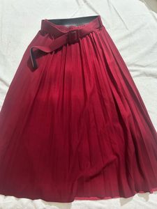 Women's Pleated Midi Skirt with Belt