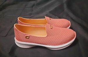 SHOE