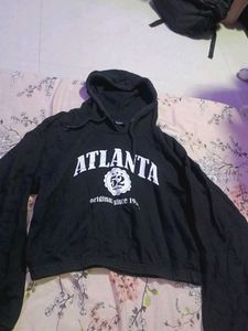 Black Atlanta Cropped Hoodie