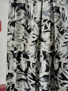 242.Monochrome Floral Print scarf
