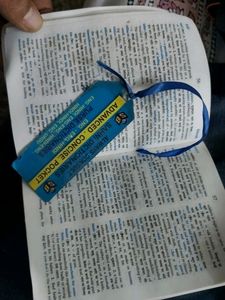 Dictionary (Eng-Eng-Hindi)