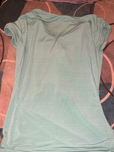Chic Ruffled Mint Green Top