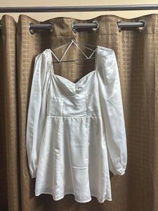 Elegant White Puff Sleeve Mini Dress