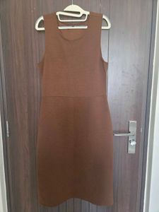 Chic Sleeveless Brown Sheath Dress with Coat