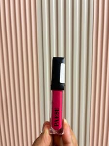Vibrant Pink Lipstick