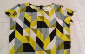 Geometric Print Top