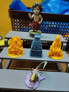 Offer 😍 Assorted Figurines Collectio