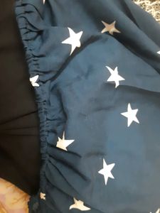 Mayra Top With Zip at The Back