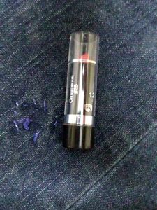 FREE lipstick with Heart Shaped Powder Blush