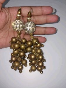 Brooches n dress materials