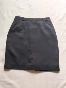 Top &amp; Black Skirt Set