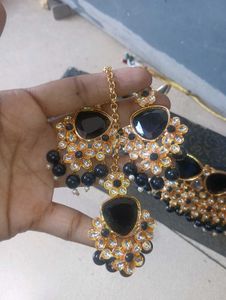 New Choker Set