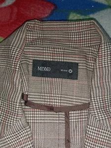 Plaid Blazer - Stylish &amp; Chic