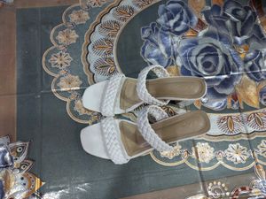 Stylish Heel With Beautiful Design