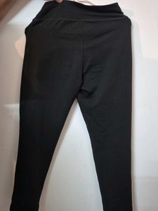 Black Capri Leggings