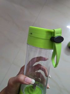 Portable USB Rechargeable Juicer Cup