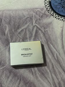 L'Oreal Brow Artist Kit