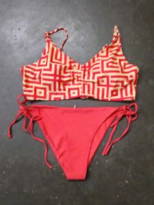 Stylish Red &amp; Tan Geo Print Bikini Set