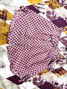 Maroon &amp; White Printed shorts for women