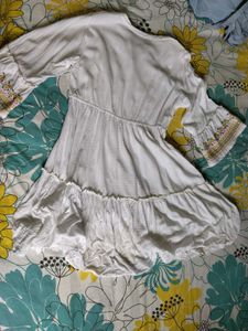 Boho Style Embroidered &amp; Lace Trimmed Kurtas