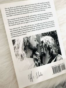 Twin Flames: Finding Your Ultimate Lover Book
