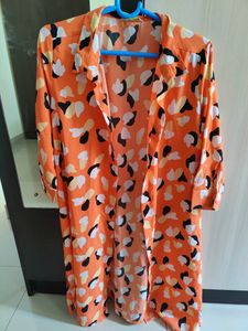 Collared Shrug By Dressberry (Size M)