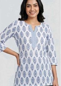 Blue &amp; White Printed Kurta