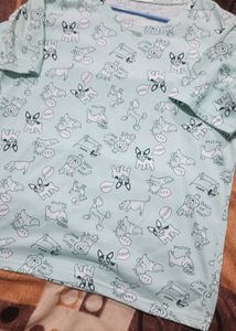 Trendy Modern T - Shirt