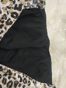 Leopard Print Puff-Sleeve Top