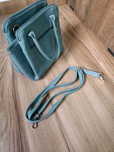 BAGGIT -Boggs Handbag - Stylish Everyday Bag