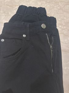 BERSHKA Black Cargo Jogger