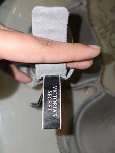 VICTORIA'S SECRET GREY SILVER BRA