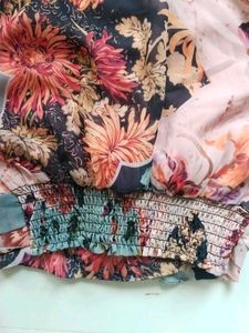 ZARA WOMAN Floral Print Top