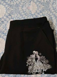 Black Pants with Graphic Print