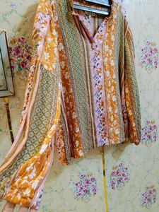🇳🇿💫🎀Stylish Printed Long Sleeve V-Neck Top