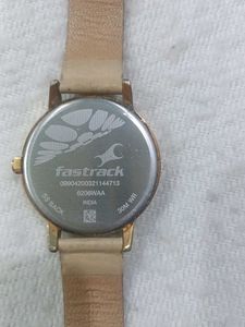 Elegant Women's Watch - Stylish &amp; Chic