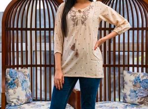 Elegant Embroidered Kurta