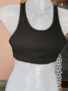 Black Wireless Sports Bra