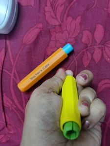 1 Doms Chalk Holder +2 Dusters