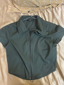 Zudio Cropped Zip-Up Collared Top