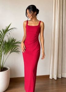 Chic Red Sleeveless Maxi Dress
