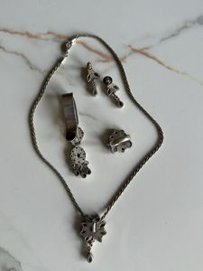 Studded Pendant Set With Ring And Challa