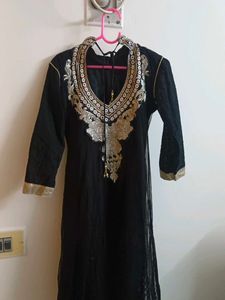 Elegant Black &amp; Silver Embroidered Kurti