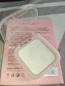 Multi-Shade Eyeshadow Palette