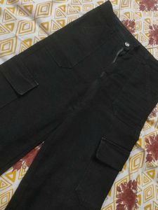 black Jean's w pockets