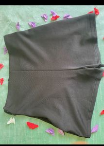 Classic Black Skorts