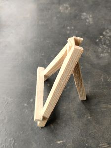 6inch easel (2 nos.)