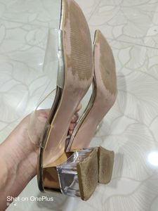 Solid Transparent Gold Crystalline Heel