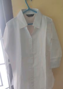 WOMEN'S BUSINESS CLASS WHITE SHIRT
