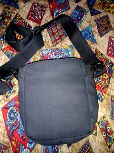 Daisy Crossbody Sling Bag